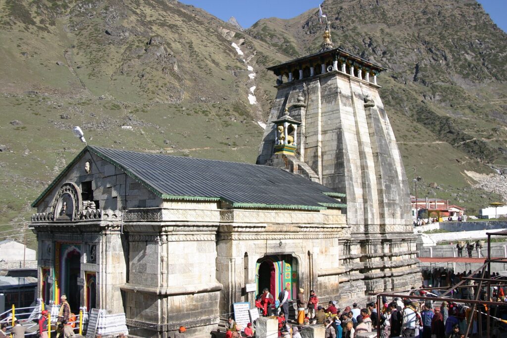 12 ज्योतिर्लिंग — केदारनाथ मंदिर
